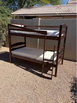Twin size bunkbeds mattresses included