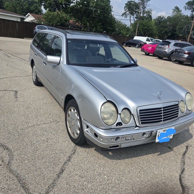 1999 Mercedes-Benz E-Class Wagon
