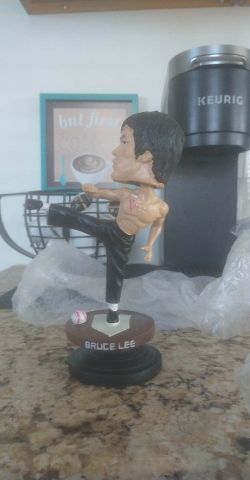 Mariners Bruce Lee Bobblehead 