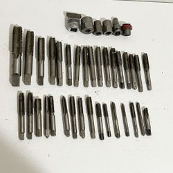 Set De 40 Piezas Herramienta Usada