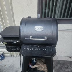Barbecue Grill And Cover