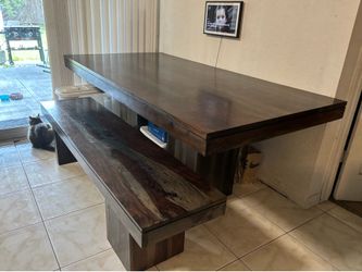 Dining table set