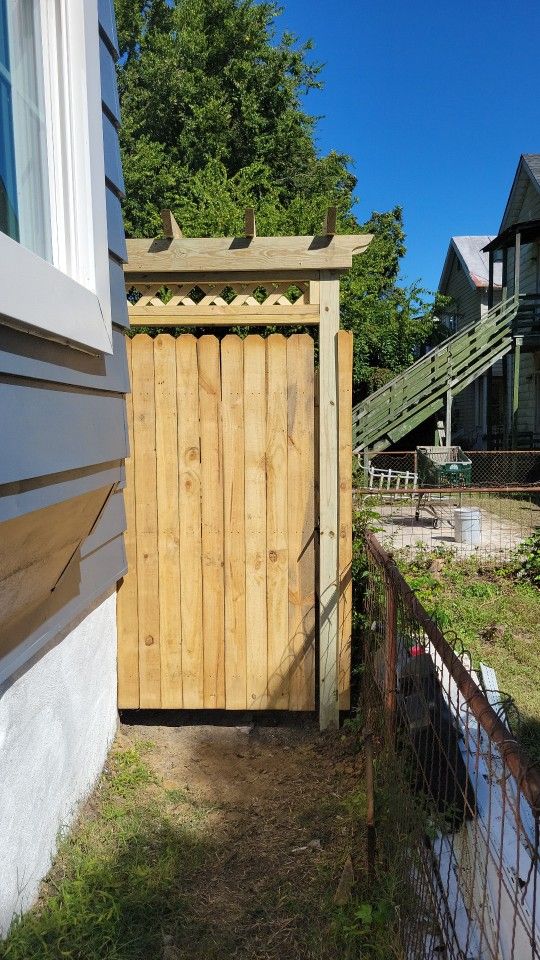 Fence ,decks, Trim,lvp Floor, Trex Decks, Screen And Porch..