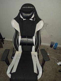 DXRacer Gaming Chair Black and White