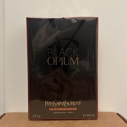 Yves Saint Laurent Black Opium Over Red Eau de Parfum