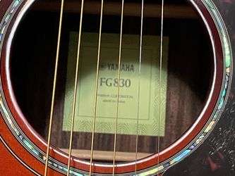 Yamaha FG830 Like New with Gig Bag