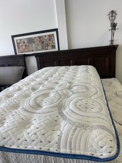 Twin mattress