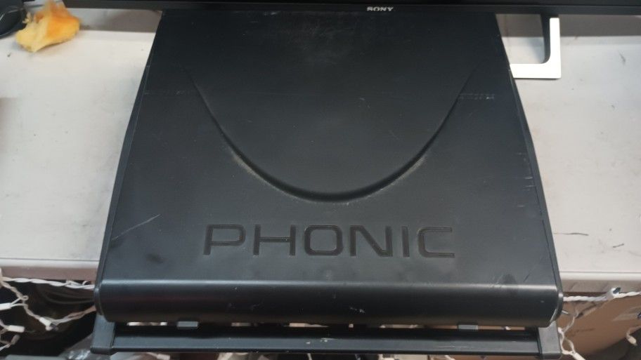 Phonic PowerPod 1860 Plus Powered Mixer