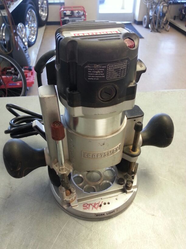 Craftsman 320.27666 3/4hp Plunge Router