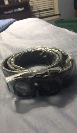 Black Ferragamo belt 34/36