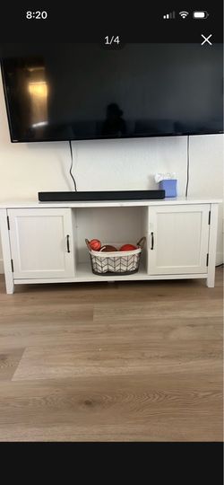 White Modern TV Stand
