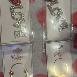 ❤️LOVE Keychains 