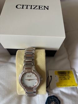 Stunning Ladies Citizen Eco-Drive Diamond Watch (EX1166-52D)