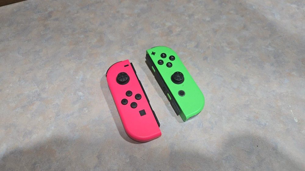 Nintendo Switch JoyCons