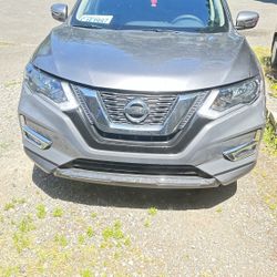 2017 Nissan Rogué 98,000 Millas