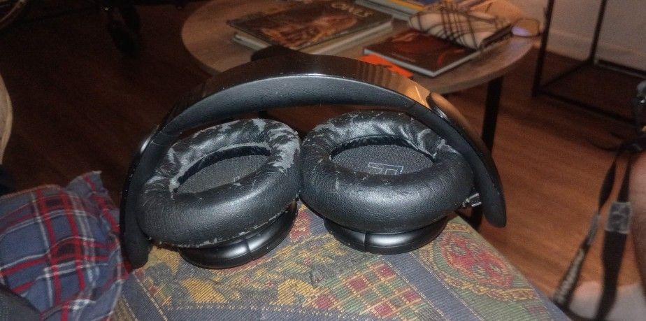 Bluetooth Head Phones