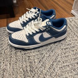 Nike Dunk Low Size 10