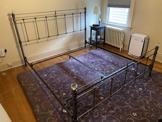 King Size Metal Bedframe