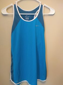 Women's medium Dri-Fit Nike tank top exercise workout top