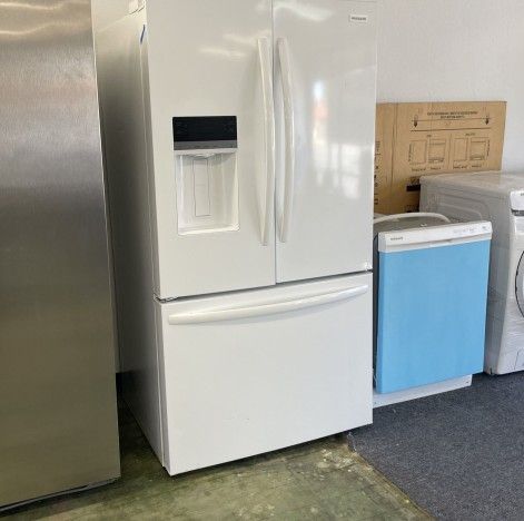 white frigidaire frigidaire refrigerator