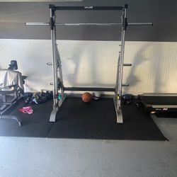 Smith Squat Machine 