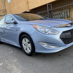 2012 Hyundai Sonata Hybrid