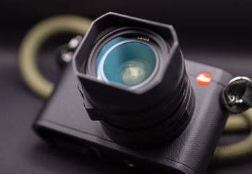 Leica Q2