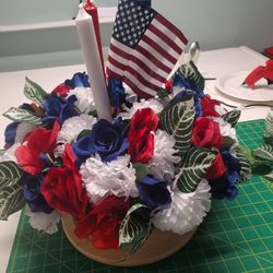 Patriotic Red, White And Blue 4th Of July Foral Arrangement. 