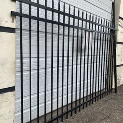 Fence Panel 10x7 + Driveway Gates 14’, 16’, 20’ – Delivery