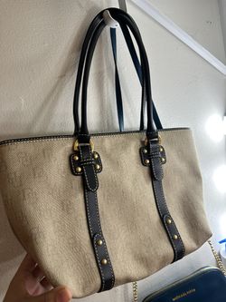 Dooney & Bourke Purse