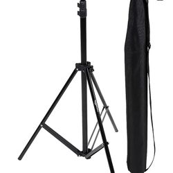 Amazon Basics Aluminum Light Photography Tripod Stand with Case - 2.8 - 6.7 Feet, Black Shipping and Local Pick Up Brand New Open Box Original retail 