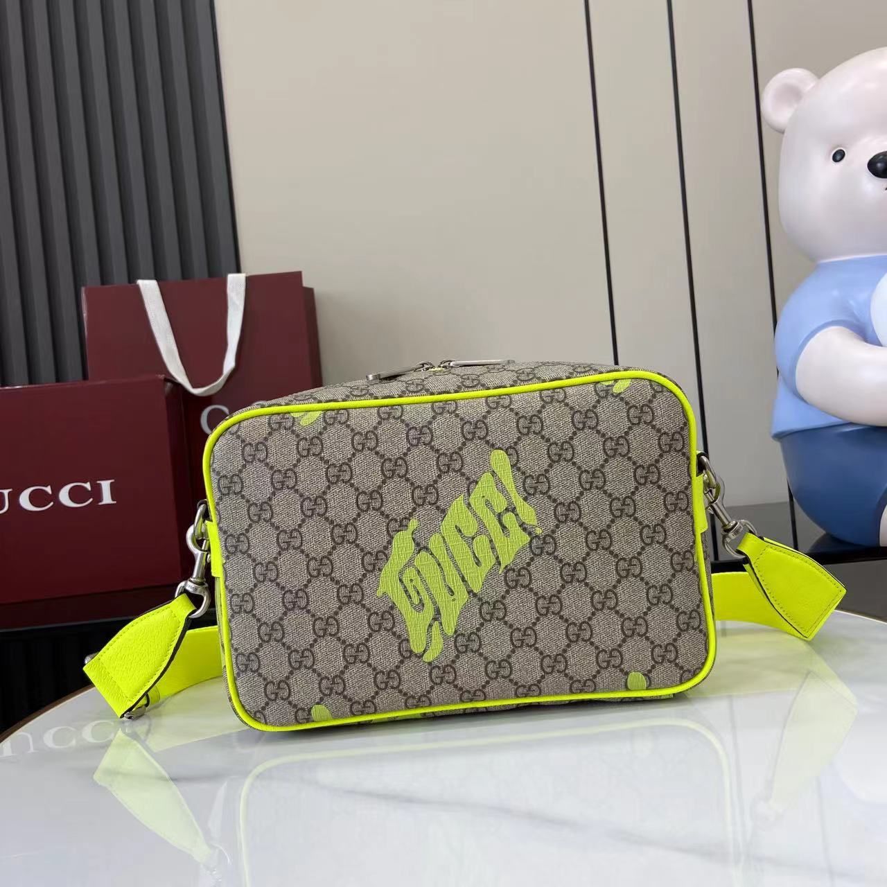 GG Medium crossbody bag with GG motif print