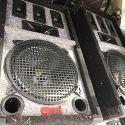 Very Large Speakers Gmi