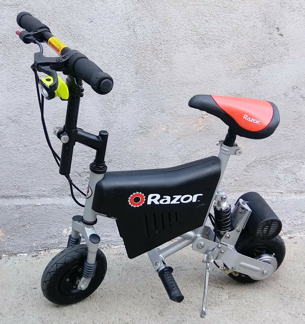 Razor ePunk 12v 80w with New Battery and Charger Included for Sale in