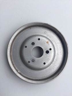 1998 - 2001 Audi A4 and VW Power Steering Pump Pulley. Original part 078145255