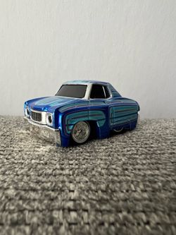 MGA CarTuned Blue ’72 Chevy Monte Carlo – Excellent Condition | Loose