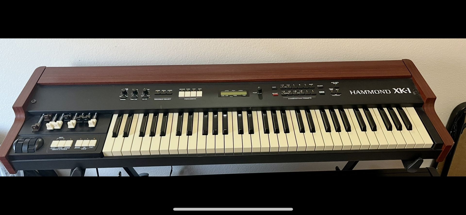 Hammond XK-1 Portable Organ