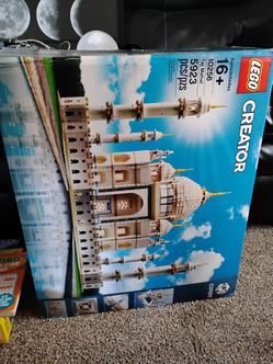 Legos Taj Mahal 10256
