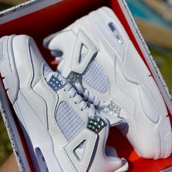 Jordan 4 ‘Pure Money’