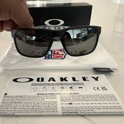 Oakley Holbrook Prizm NFL Buffalo Bills 