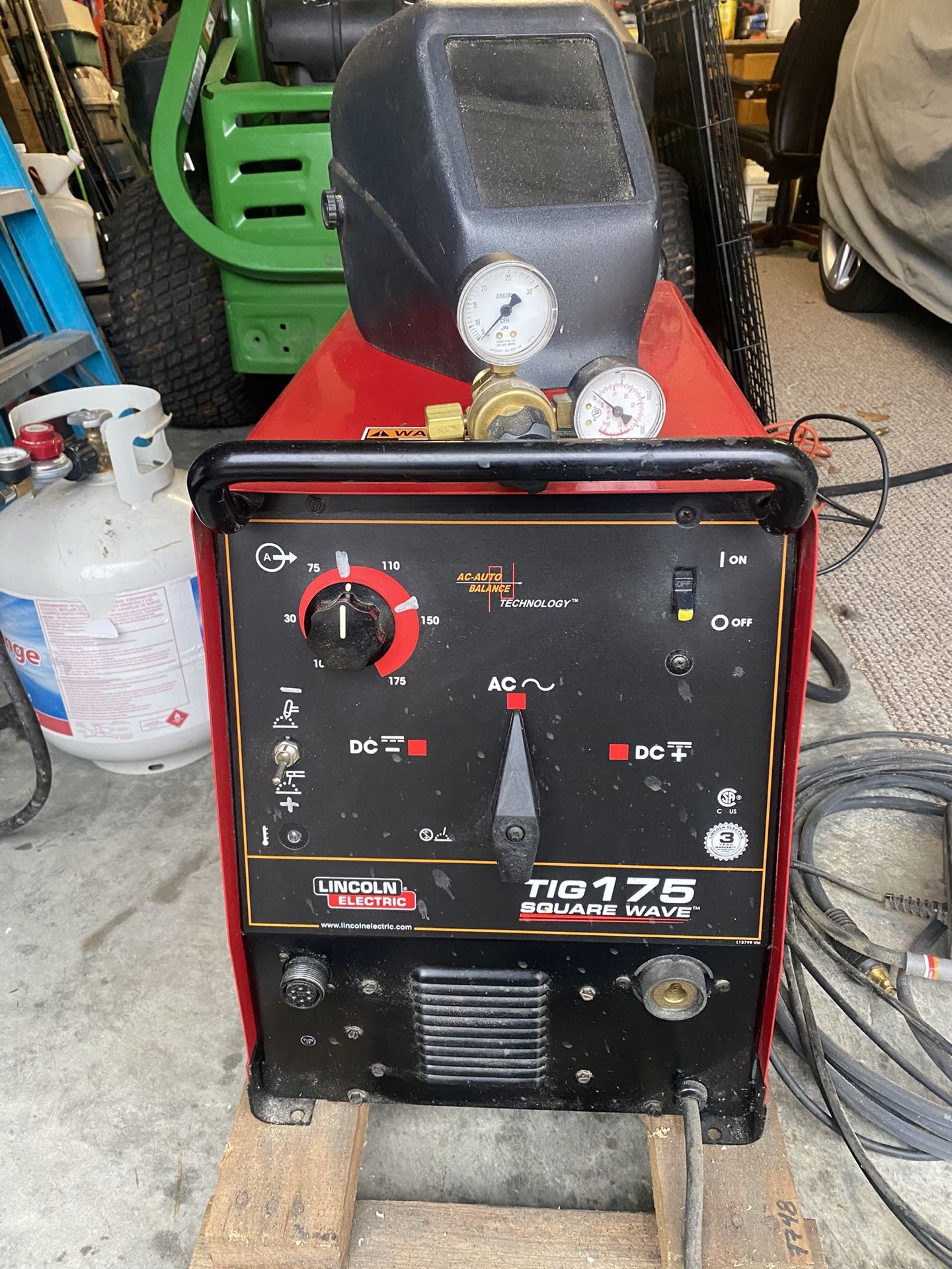 Lincoln 175 Square Wave Tig Welder