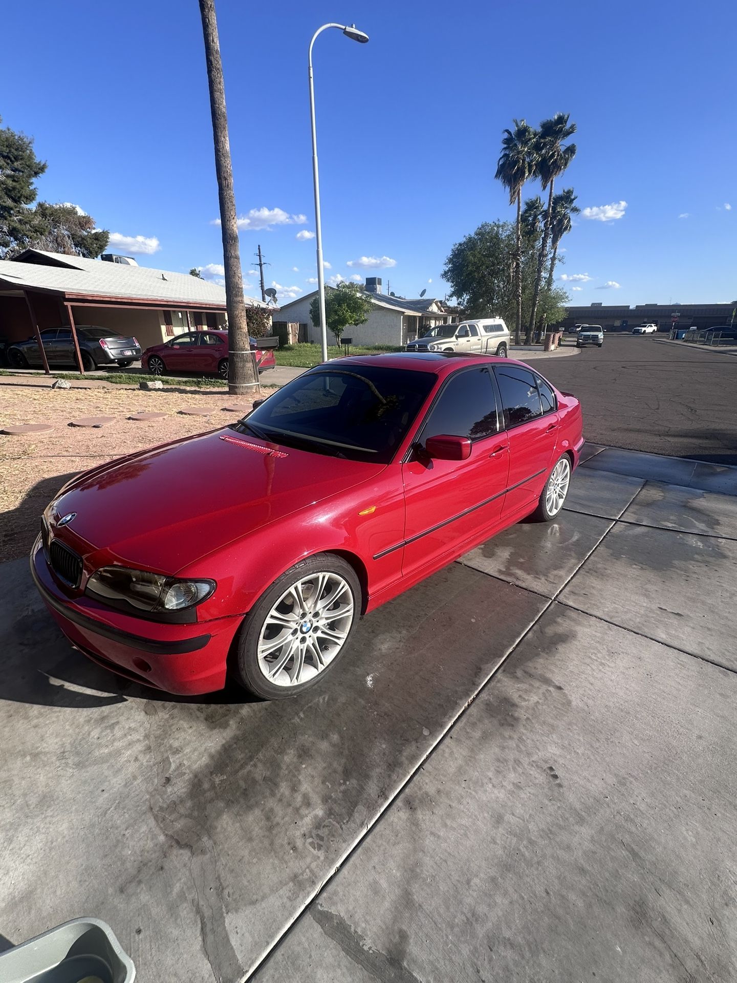 2005 BMW 330i
