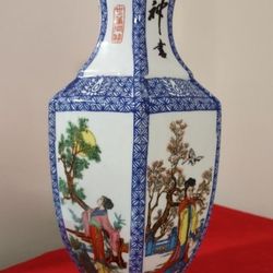 12" Vtg China Famille Rose Porcelain Four Beauties Palace Bottle Vase; Signed; blue stamp; 3.08 lb.