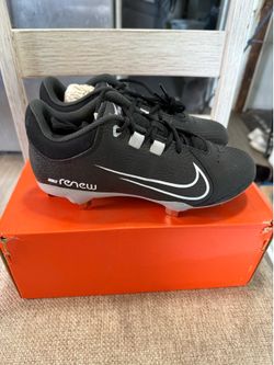 Nike Hyperdiamond 4 Softball Cleats size 7 women’s