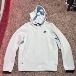 Brand new Nike Tech hoodie.  Size M