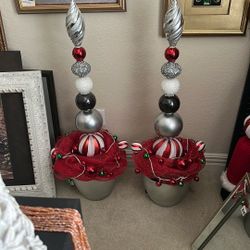 Pair Of Lighted Topiaries