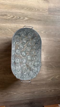 24 Champagne glasses - bucket is not included.