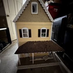 Pepperwood Farm Dollhouse - Vintage Collectible