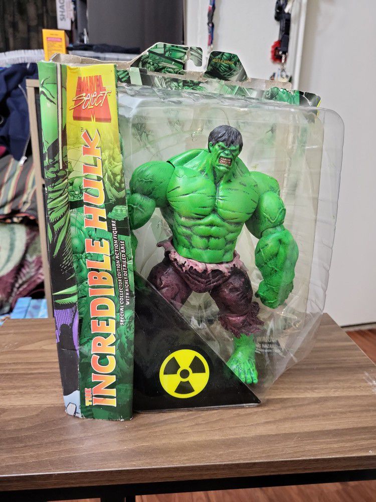Diamond Select Toys Marvel Select Incredible Hulk-Heavy 9" Inch  Action Figure 
