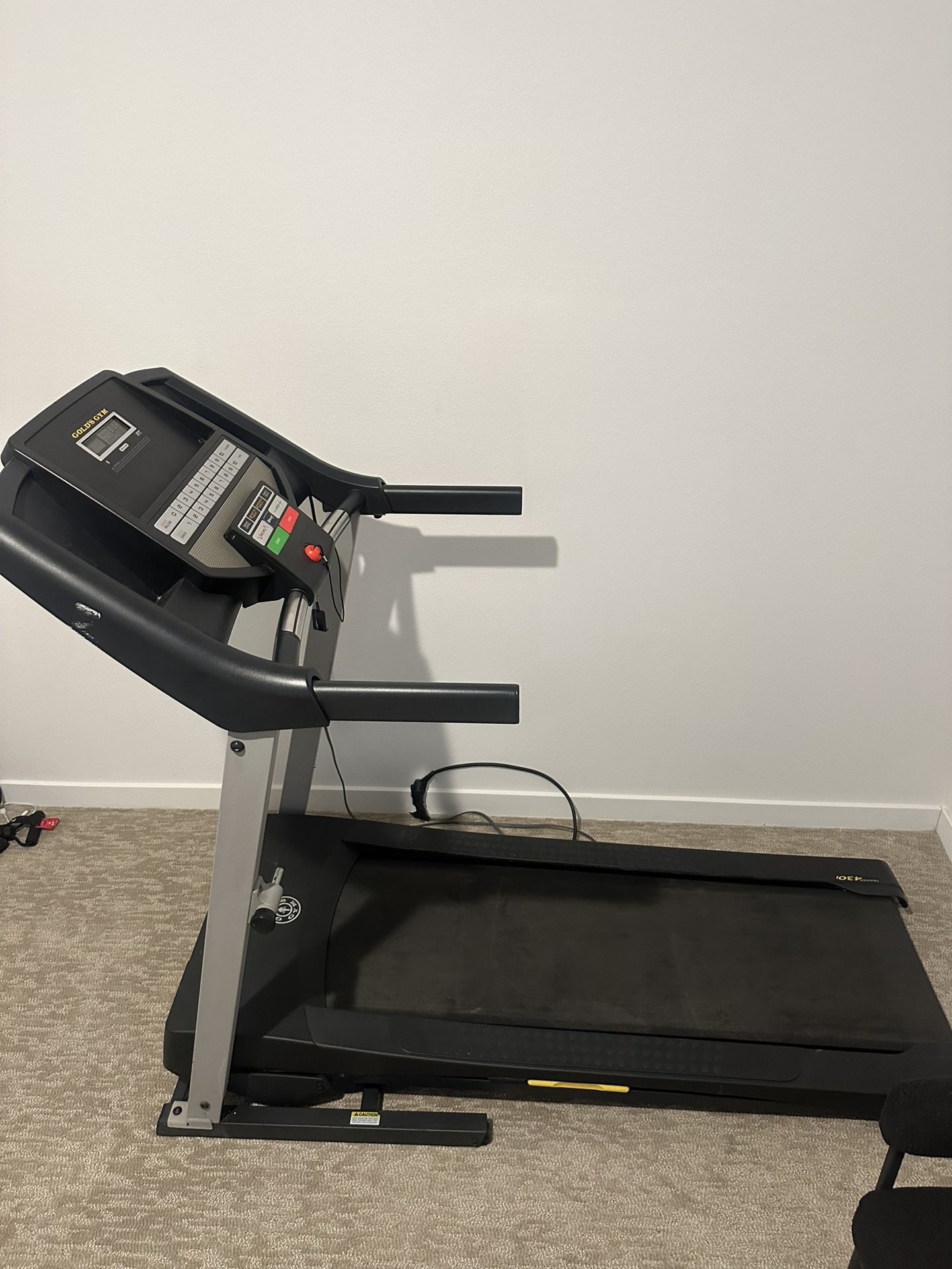Gold gym Treadmill